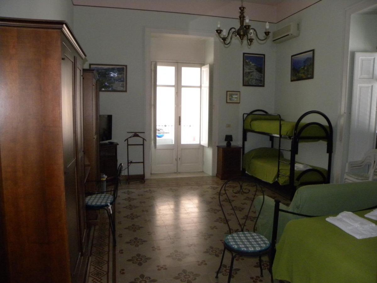 Ferienwohnung Novecento Lipari  Exterior foto